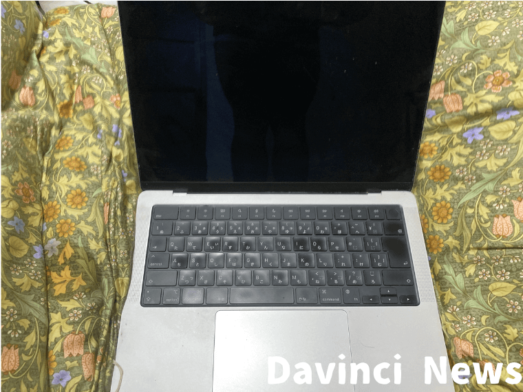 小室所有MacbookPro 画像 その2